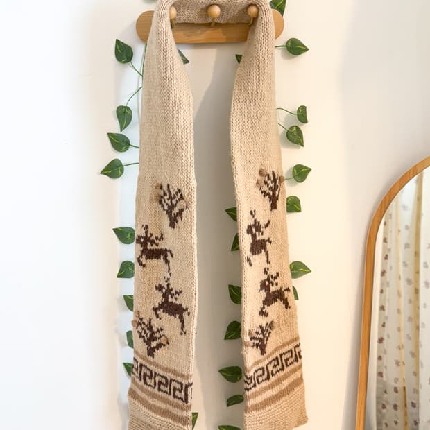 사슴 노르딕 머플러