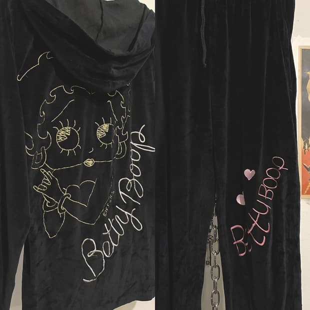 betty boop 베티붑 핑크 골드 자수 블랙 벨벳 셋업