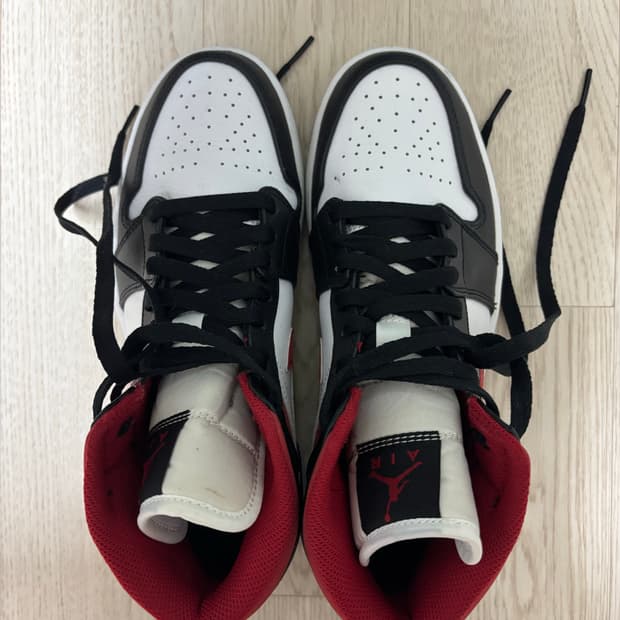 Jordan 1 Mid Gym Red Black White