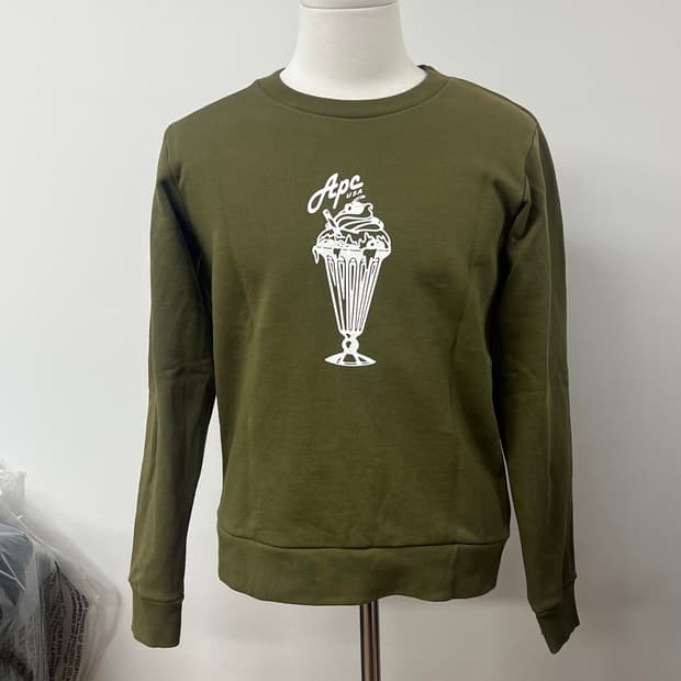 APC US 그래픽 맨투맨