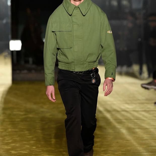 마틴로즈 돌필드 자켓