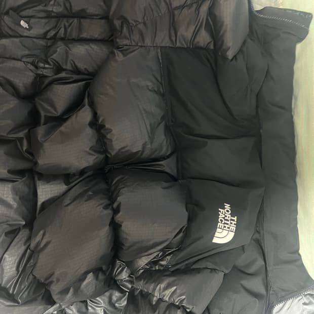  노스페이스 눕시 패딩 유광 화이트라벨 노밸티 패딩