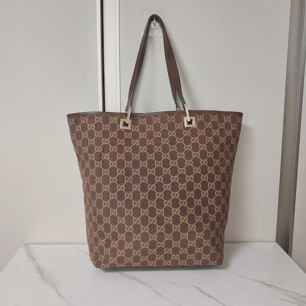 구찌 캔버스 GG로고 버킷 숄더백 브라운 (정품)