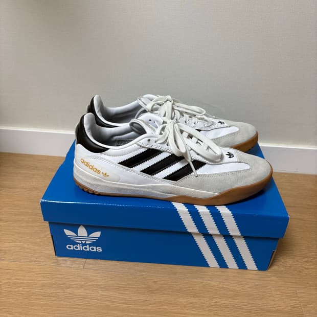 아디다스 코파 내셔널 밀레니엄 클라우드