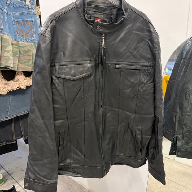 Lee Classic Black Leather Jacket