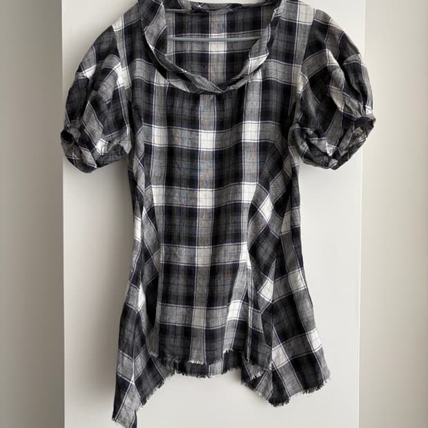 이자벨마랑 퍼프소매 언발 체크 린넨 블라우스 0