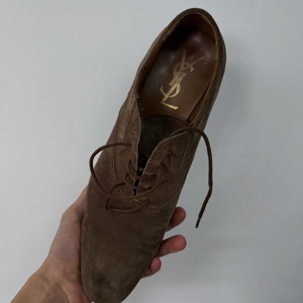 YVES SAINT LAURENT