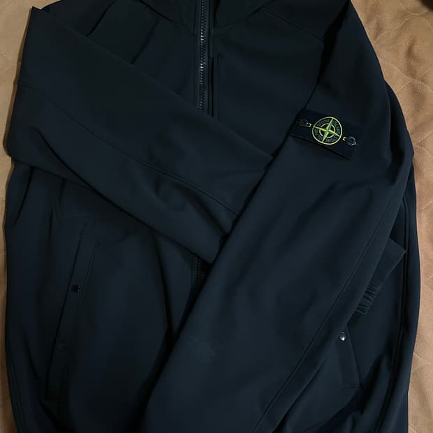 스톤아일랜드 하이넥집업