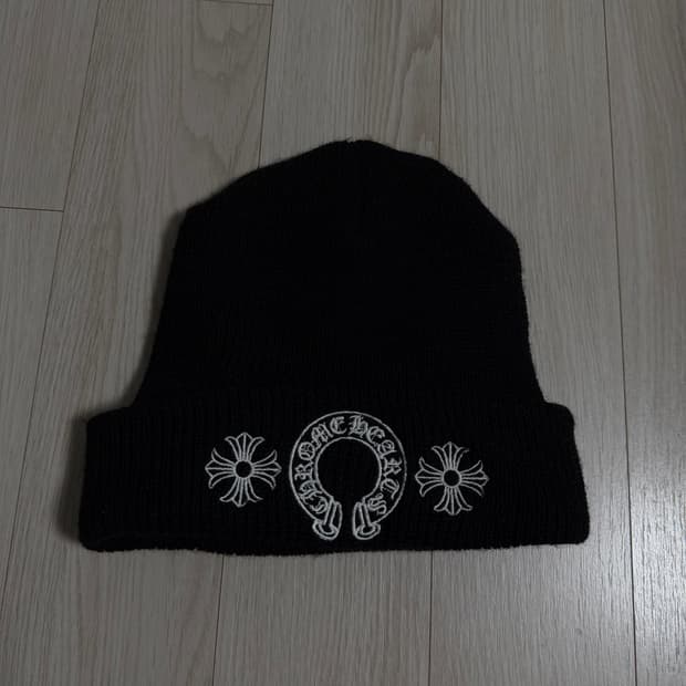 크롬하츠 홀스슈 비니 