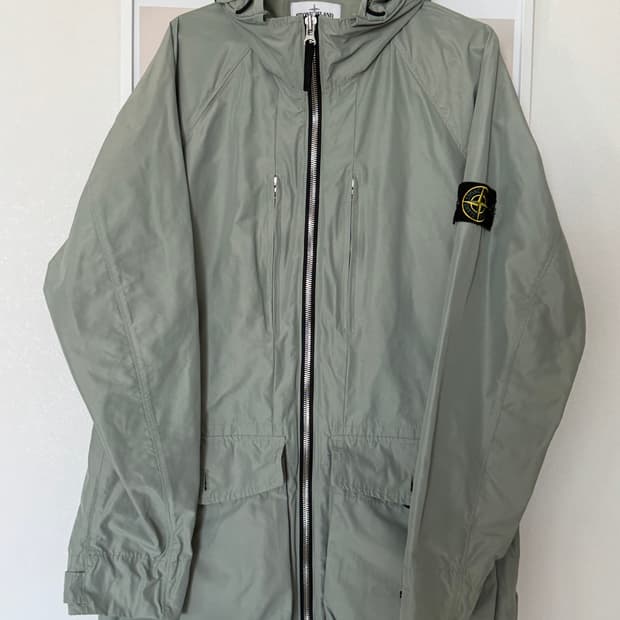 스톤아일랜드 마이크로랩스 후드자켓 XL