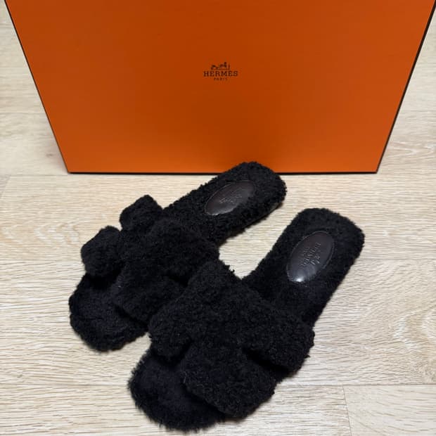 [S+급/36.5] 에르메스 오란 시어링 퍼 샌들 슬리퍼