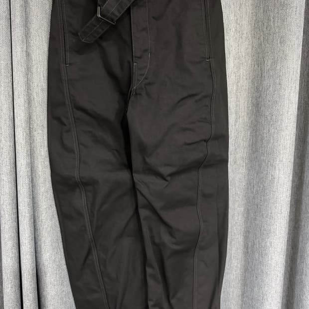 르메르 25fw 트위스트 벨트 팬츠 m사이즈
