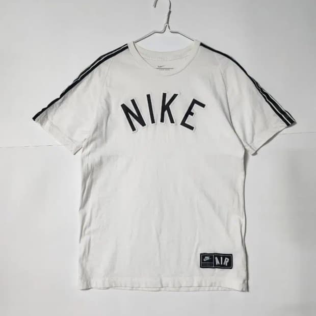 나이키 AIR 반팔 티셔츠 화이트