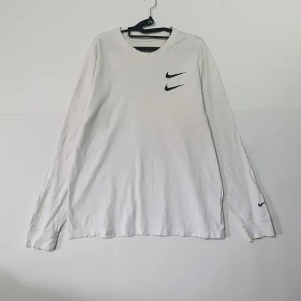 나이키 스우시 더블로고 흰색 긴팔티