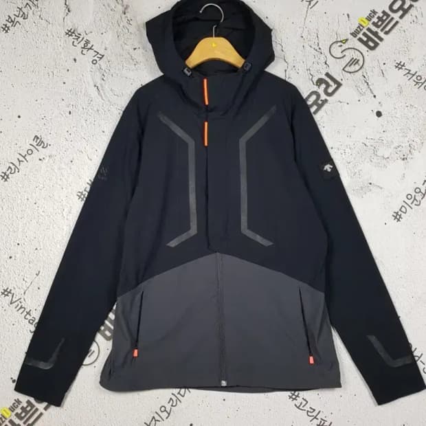 데상트 DESCENTE 듀얼리스 바람막이 자켓 블랙 S 3800165