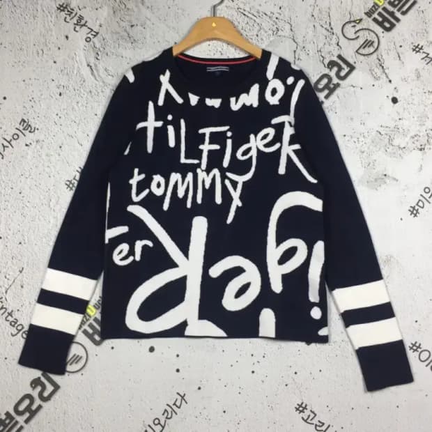 타미힐피거 레터링 라운드넥 여성 니트 네이비 S 2400093