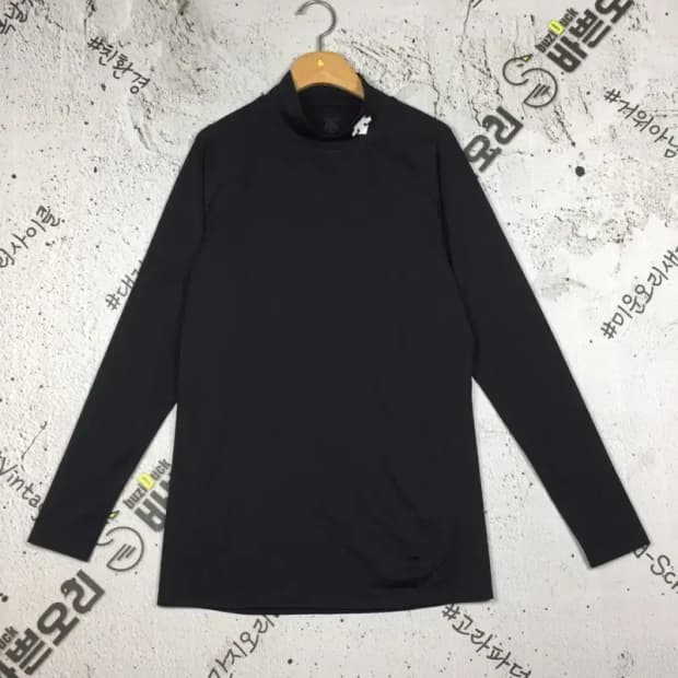 데상트 베이스볼 하프넥 나그람 언더 긴팔 티 블랙 110 2100178