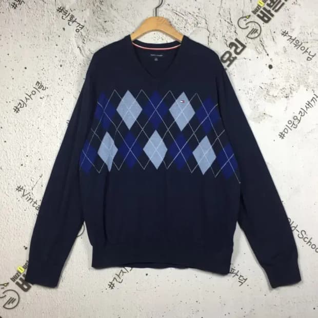 타미힐피거 아가일패턴 브이넥 니트 네이비 XL 2400122