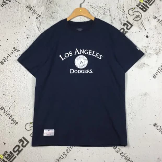 뉴에라 LA다저스 남녀공용 반팔 티 네이비 100 1000529