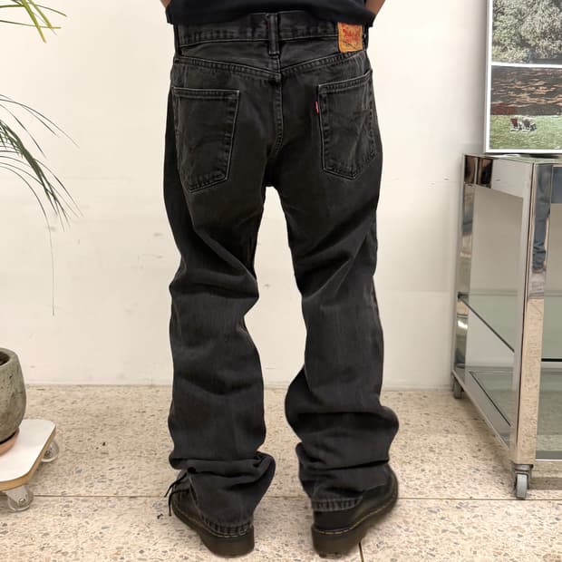 리바이스 505 레귤러 스트레이트 블랙