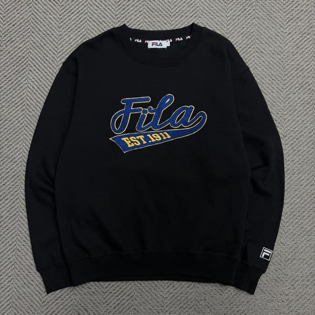 휠라 자수와펜로고 맨투맨 v1700