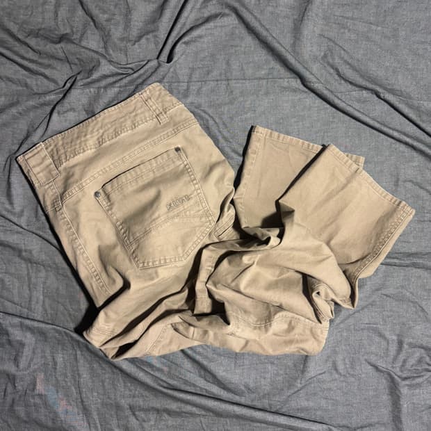 Free Canvus Jean