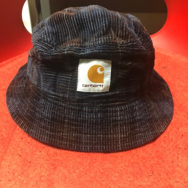 칼하트 버킷햇 팝니다
