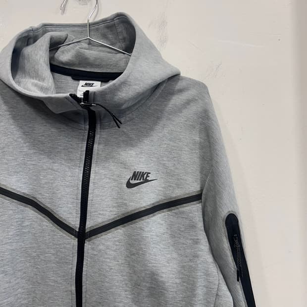 나이키 테크팩 경량 하이넥 후드집업