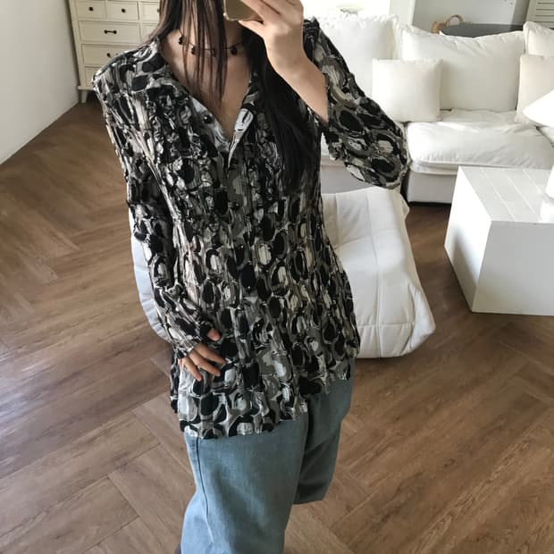 vintage pleats blouse