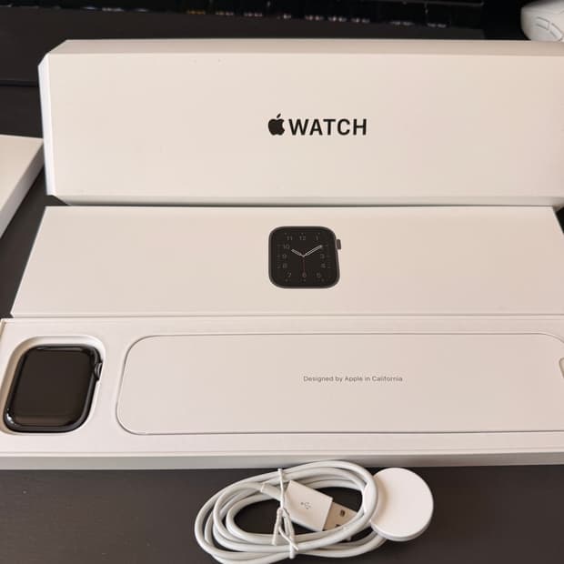 애플워치 SE1 44mm 스페이스 그레이 GPS 풀박스