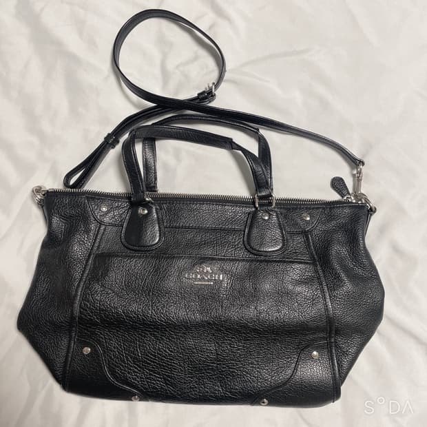 코치 블랙 가죽 숄더 크로스백