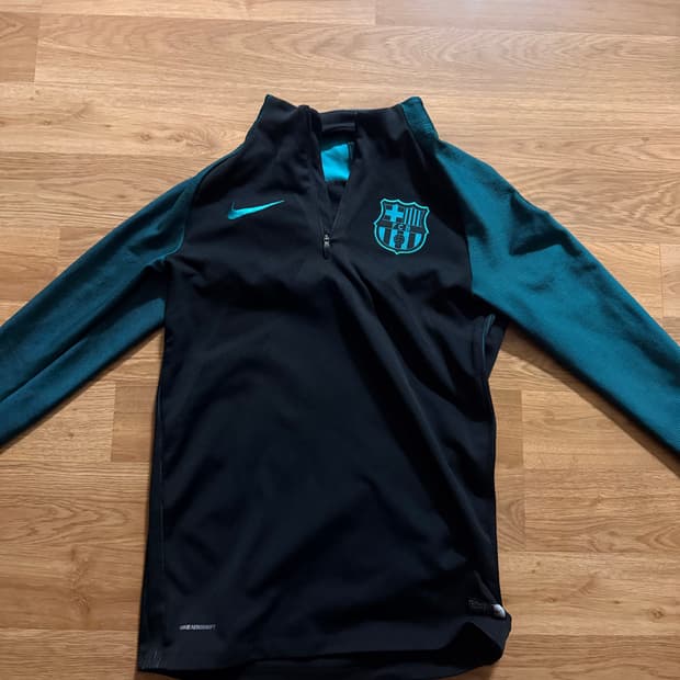 나이키 바르셀로나 드릴탑 세트 (16-17 캄프누의 기적 시즌)