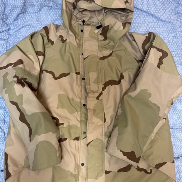 미군 고어텍스 데저트 카모 라지레귤러