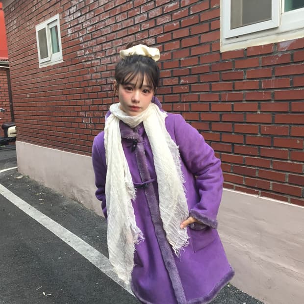 희귀)스웨이드 코트 떡볶이 코트 보라색 퍼 코트 모리걸