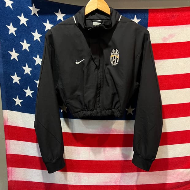 나이키 유벤투스 크롭 자켓