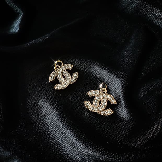 [chanel] 샤넬 빈티지 정품 참단추 업사이클링 목걸이 골드스와