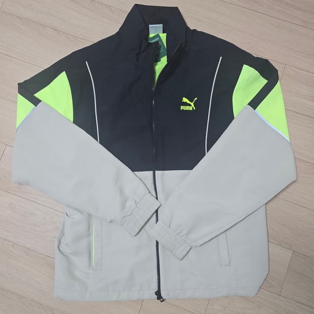 푸마 바람막이 자켓 M