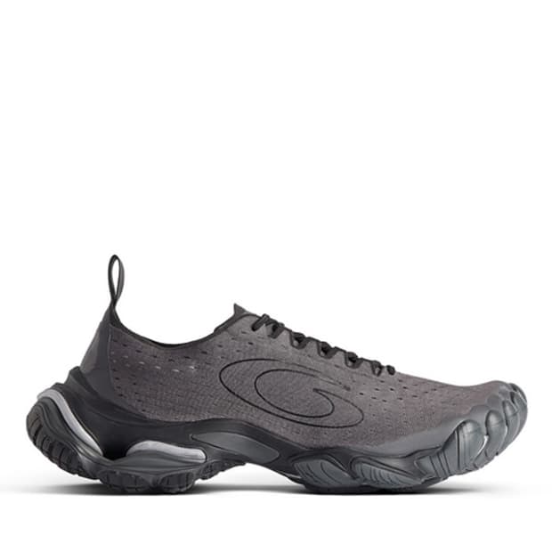 발렌시아가 아나토믹 러너 41