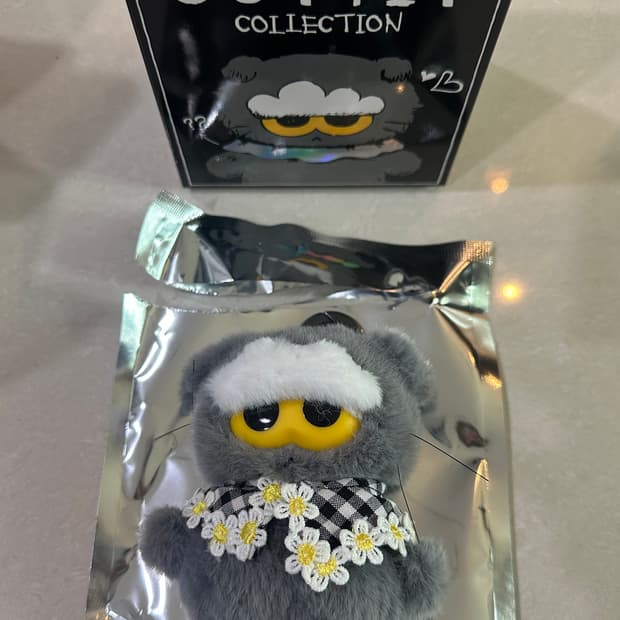 조앤프렌즈 조아 랜덤키링 체커 지디 지드래곤