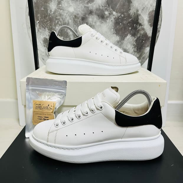 정품 40) 알렉산더 맥퀸 오버솔 스니커즈 255~260