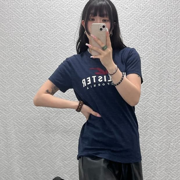 홀리스터 올드스쿨 레트로 캐주얼 Y2K 반팔티 XS C12267