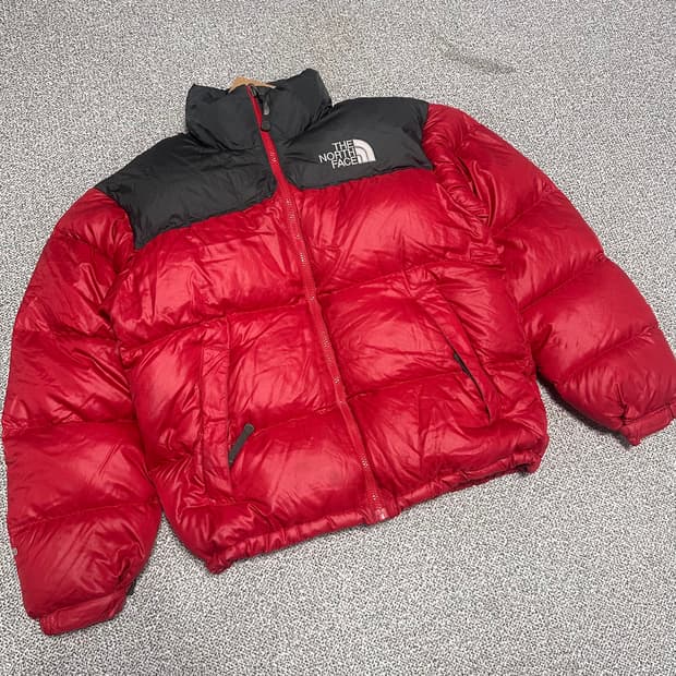노스페이스 레드 눕시 패딩