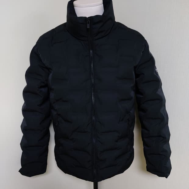 캘빈클라인 Performance 남성 덕다운 숏패딩 (L)
