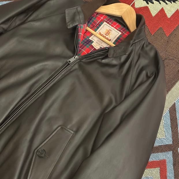 바라쿠타 G9 레더 자켓 다크브라운 (40)