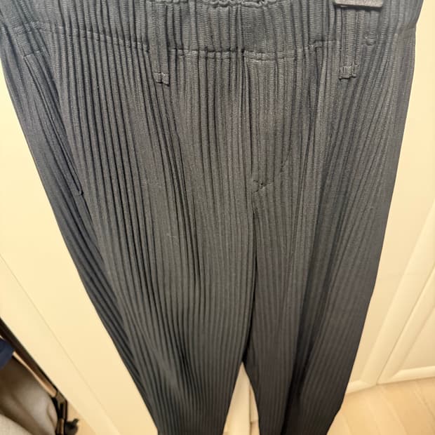 이세이미야케 옴므플리세 베이직 팬츠 002사이즈 판매