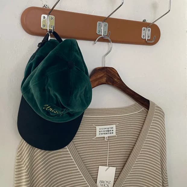 메종 마르지엘라 스트라이프 브이넥 가디건 (Man M) / [11479]