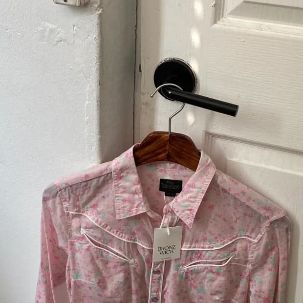 리바이스 플라워 패턴 셔츠 (Woman S) / [11578]