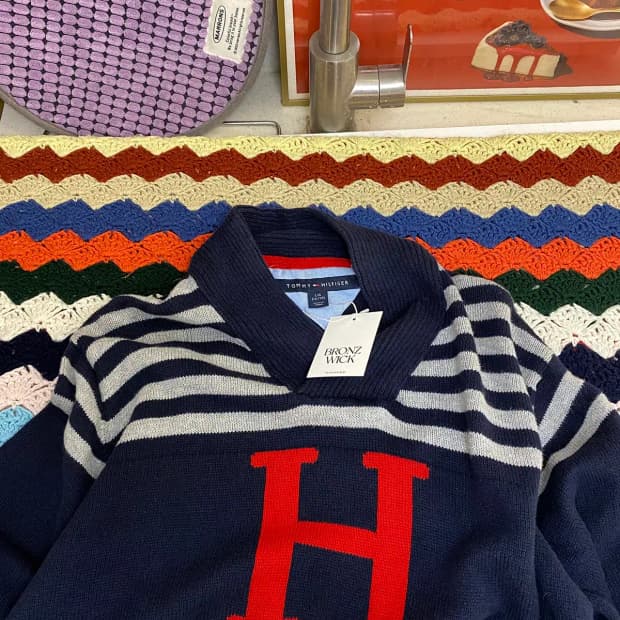 타미 힐피거 브이넥 니트 (Man XS) / [11587]