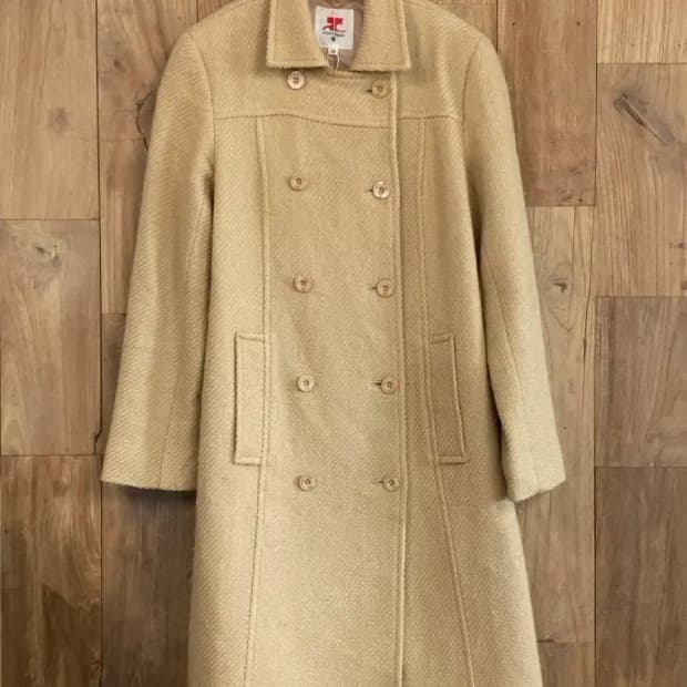 꾸레쥬 버튼 롱코트 (B0176)