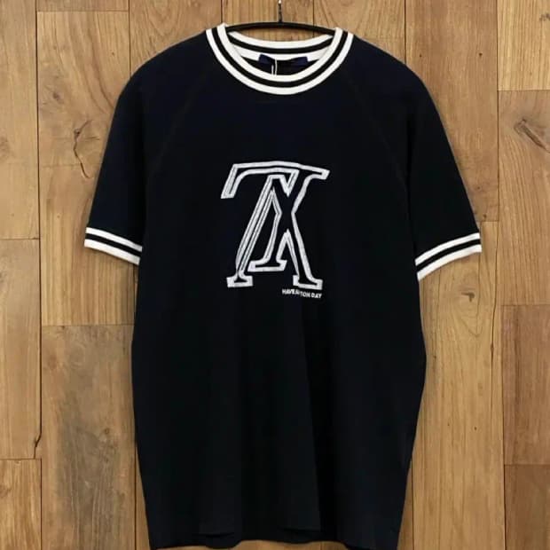 루이비통 로고 티셔츠 (B0206)